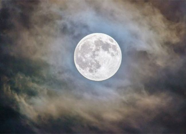 La tercera y última superluna del 2019